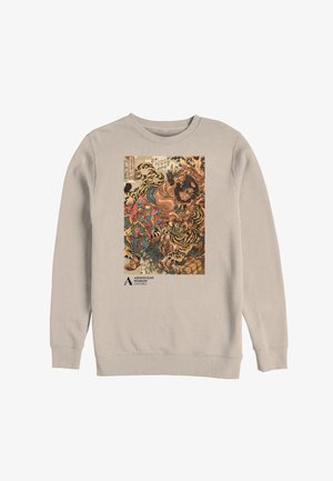 Beżowa bluza z kolorowym, tradycyjnym japońskim dziełem sztuki przedstawiającym wojownika z tygrysem oraz logo Ashmolean Museum Oxford.