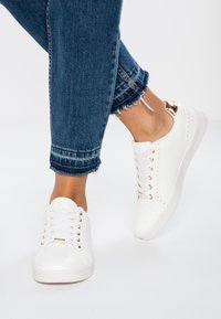 ONLY SHOES - ONLSHILOH - Sneakers basse - white/rosegold Immagine in miniatura 1