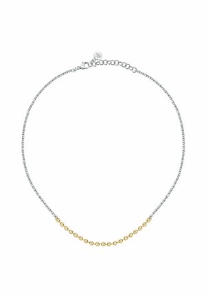 Collana in argento con un accento di perla dorata. Presenta maglie sottili e un gancio, mettendo in risalto un design minimalista con colori a contrasto.