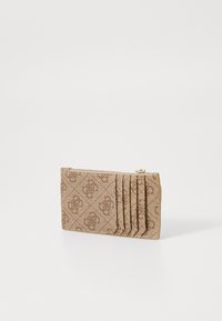 Guess ZAMIRA CARDCASE - Lompakko - latte logo multi