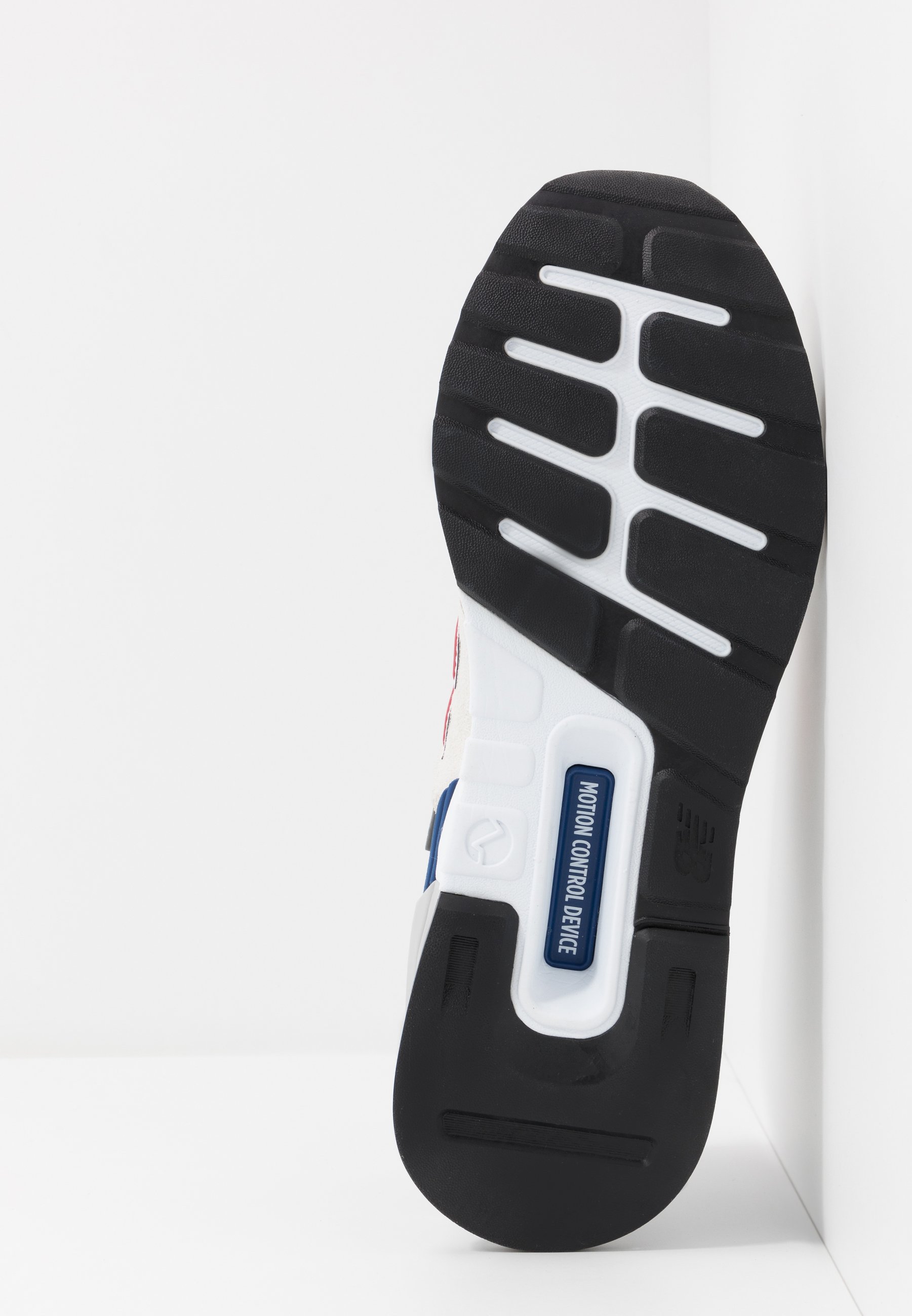 Sneakers NEW BALANCE - MS997HP Navy Blue - Sneakers - Low shoes - Men's  shoes | efootwear.eu