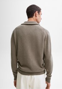 Massimo Dutti Maglione - light brown