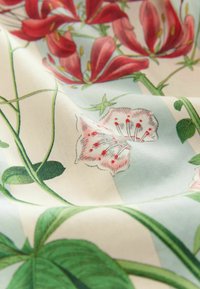 REGULAR FIT - TIE WAIST - Cămașă - green blue floral