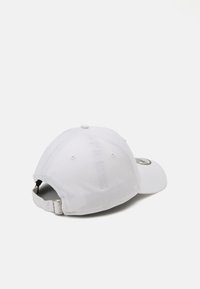 New Era TEAM OUTLINE 9FORTY® UNISEX - Gorra - white