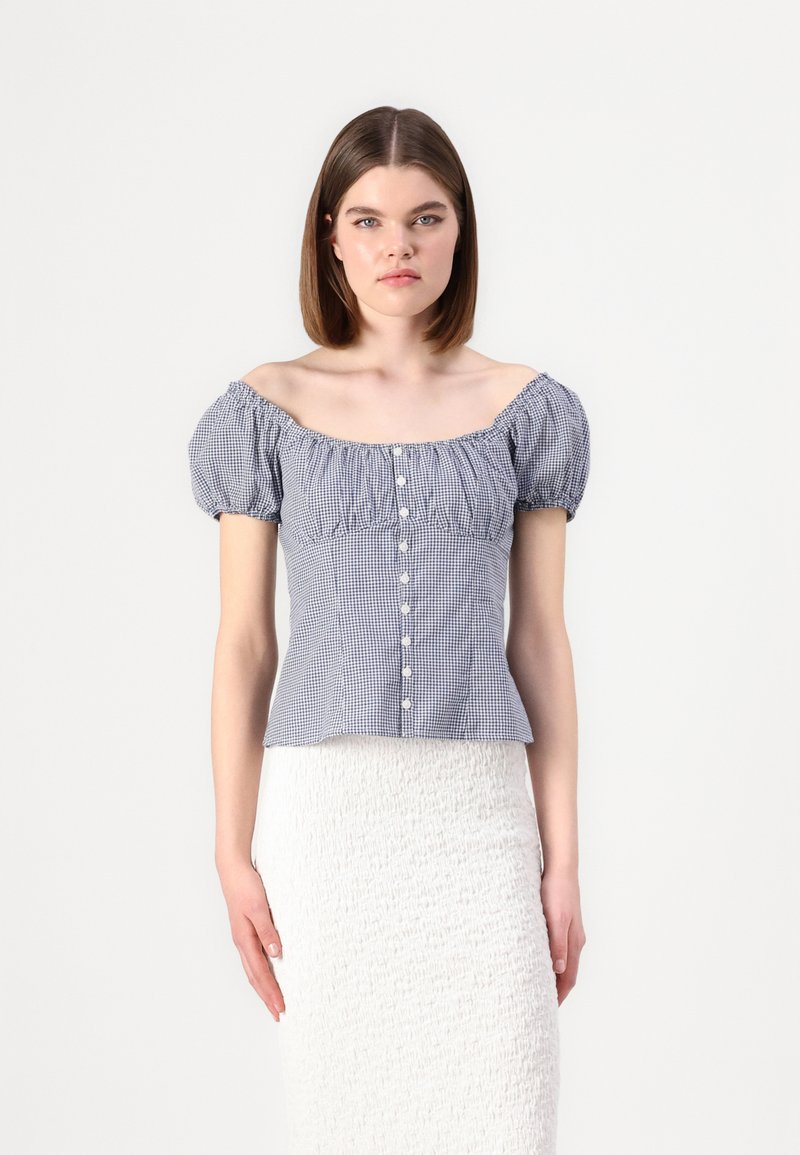 Hollister Co. SLIM PRETTY BUTTON THRU - Blus - pastry