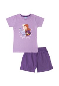 Completo pigiama viola a maniche corte con una grafica di due personaggi animati e il testo "Segui il tuo cuore," abbinato a pantaloni corti viola.