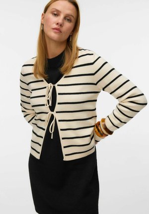Cardigan - birch