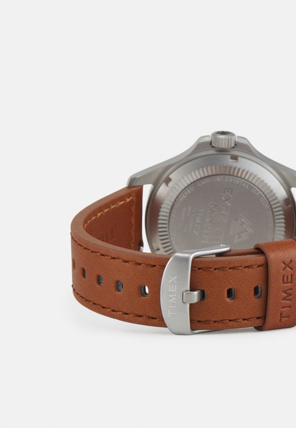 EXPEDITION NORTH FIELD POST SOLAR - Watch3