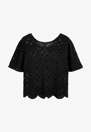 Zwart gehaakt shirt met korte mouwen, voorzien van circulaire bloemmotieven en een gegolfde zoom, met een brede ronde halslijn.