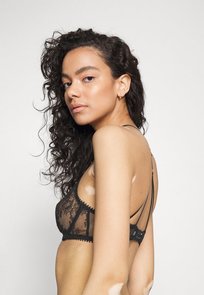 Agent Provocateur VALLENTINA - Sutien cu armătură - black