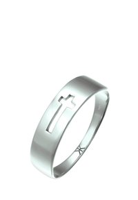 Silver metallring med en urtagen korsdesign. Slät, polerad yta med en rund band och minimala gravyrer på insidan.