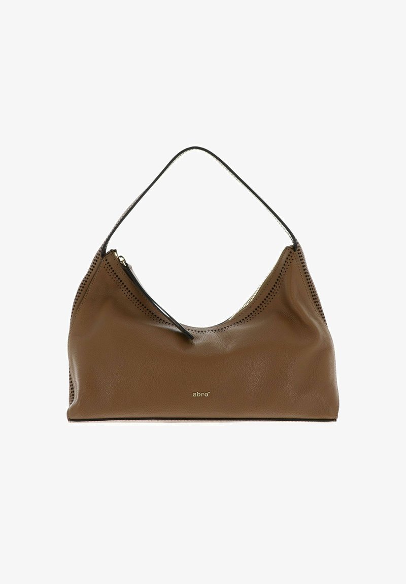 Sac à épaule en cuir marron avec une forme courbée, un design perforé et une seule sangle noire. Dispose d'une fermeture éclair et d'un logo à l'avant.