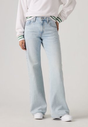 Levi's® MIDDY LOOSE - Traperice opuštenog kroja - light blue denim