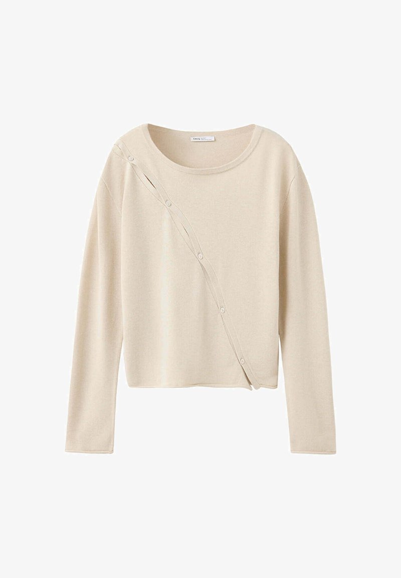 Pull beige à manches longues avec un col rond et un détail diagonal de boutons allant de l'épaule gauche à la taille droite.