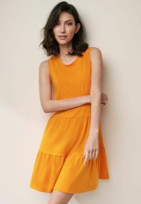 Next SLEEVLESS REGULAR FIT - Trikoomekko - orange