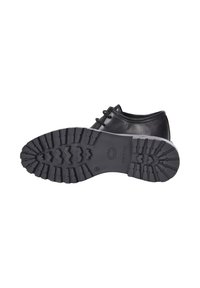 Scarpa in pelle nera con punta arrotondata, design con lacci e suola in gomma testurizzata caratterizzata da scanalature profonde per una migliore aderenza.