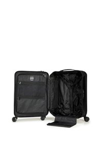 Valigia nera con zip; l'interno presenta tasche in rete, cinghie di sicurezza e un compartimento piatto. Ruote in plastica liscia per la mobilità.