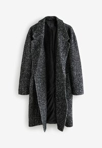 Manteau texturé noir et blanc avec un long devant ouvert, de larges revers et des épaules tombantes, dotée d'une doublure intérieure noire.