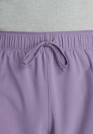 New Balance, RC SHORT 7" - Sports shorts - candied violet slate grey
