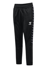Czarne sportowe spodnie wykonane z gładkiej tkaniny, z elastycznym pasem i bocznymi paskami w szary wzór w jodełkę. Widoczne logo.