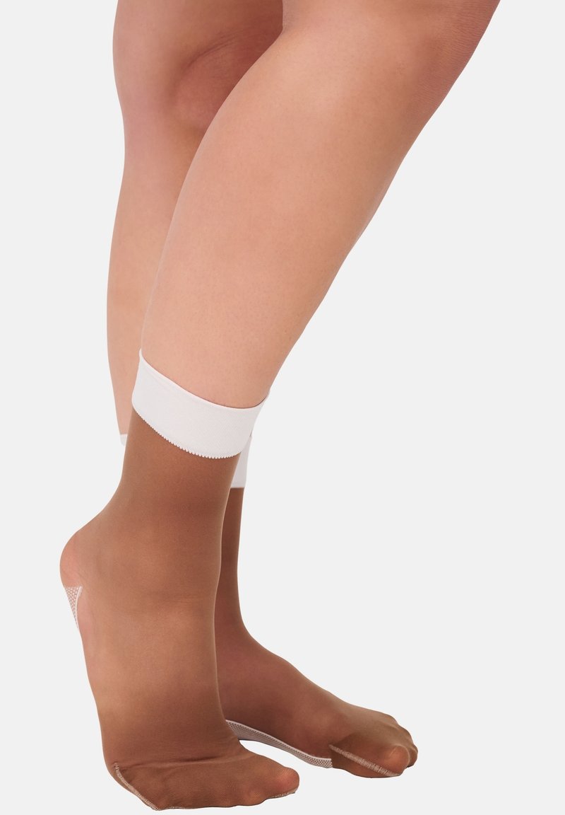 ITEM m6 COMPRESSION SOCKS SNEAKER INVISIBLE - MADE IN GERMANY - Socken - milk chocolate