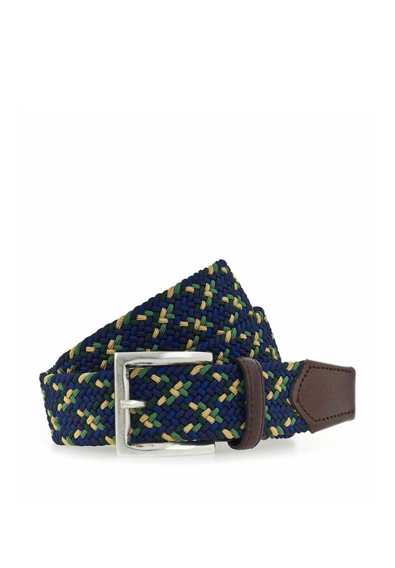 Ceinture en tissu tissé bleu marine, vert et beige avec une boucle en métal argenté et des détails en cuir marron. Texture tressée sur toute la surface.