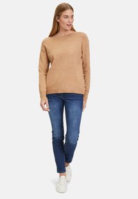 Betty Barclay LANGARM - Strickpullover - camel melange