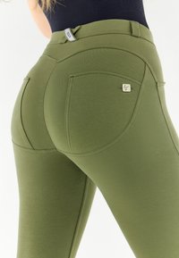 Freddy PUSH UP WR.UP® CURVY GAMBA SKINNY - Pantalones - verde