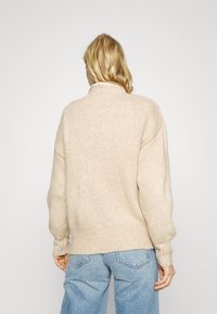 Object Tall OBJWILMA - Camisola - humus