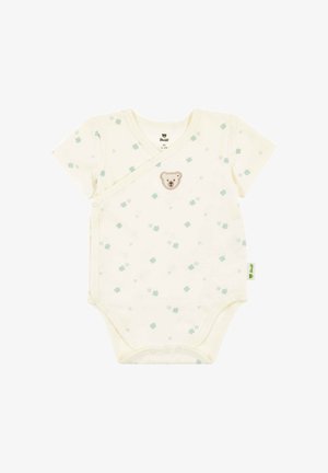 Kurzarmp Babybody aus cremefarbenem Stoff mit grünem Kleeblattmuster und kleiner Bärenstickerei auf der Brust, seitlichen Druckknöpfen und rundem Halsausschnitt.
