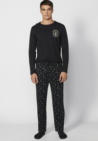 Koroshi SET - Pidžaamakomplekt - black