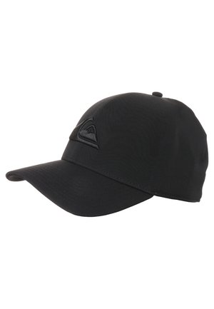 Sort baseballkasket med buet skygge og hævet broderet trekantet logo på frontpanelet, vist mod en hvid baggrund.