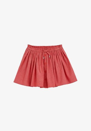 Jupe plissée rouge avec de fines rayures verticales blanches, boutons à l'avant et taille élastique avec un cordon de serrage noué.