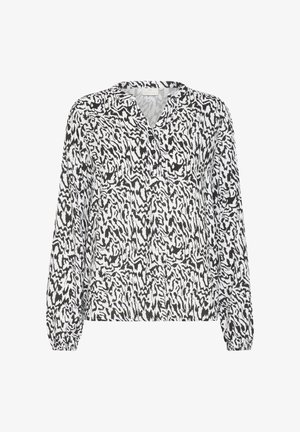 Pikendustega pluus musta ja valge abstraktse mustriga, millel on V-lõige, kortsutatud mansetid ja kerge koe tekstuur.