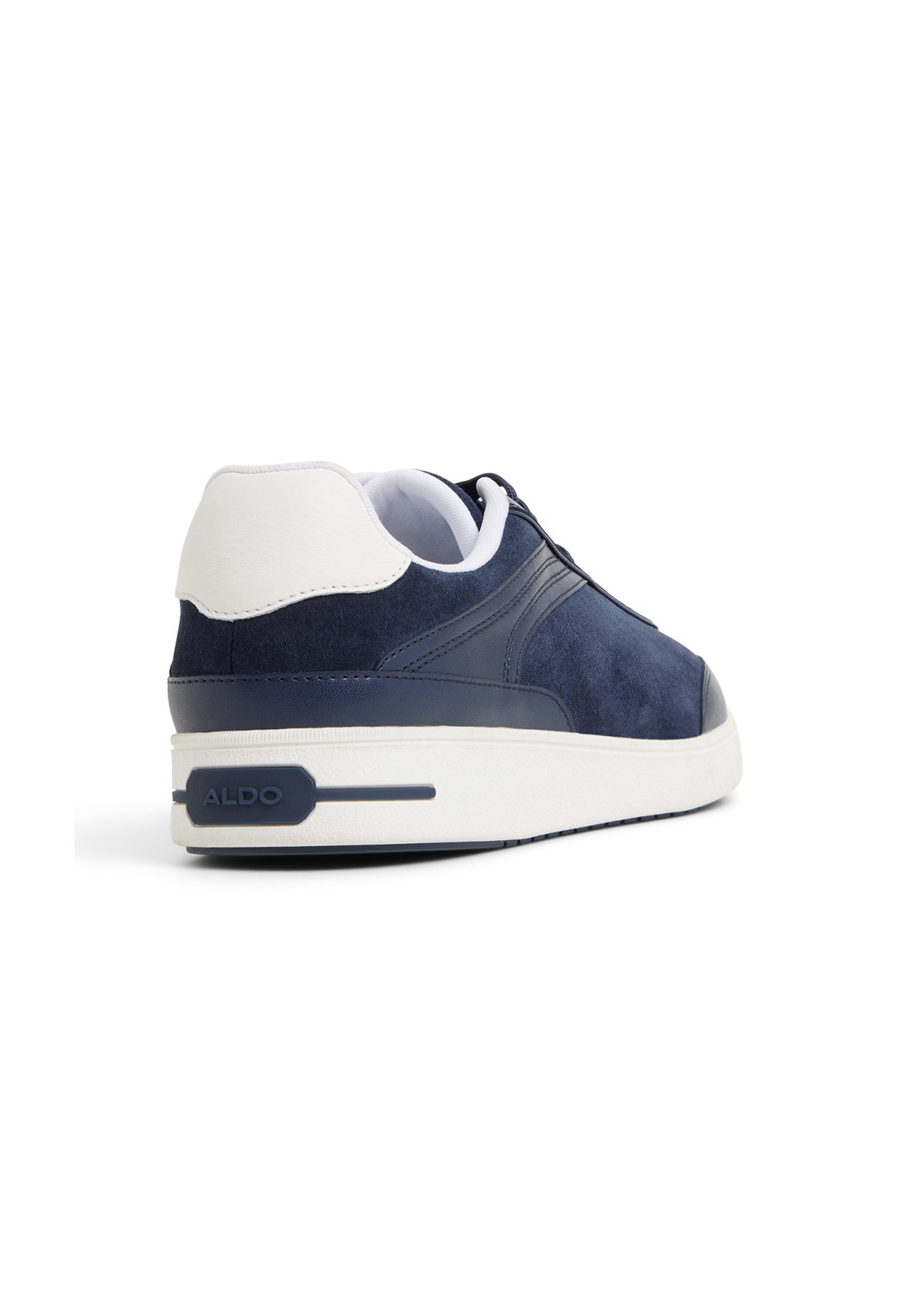 Sneaker low