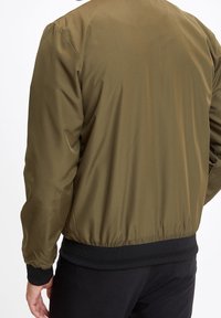 DeFacto Veste mi-saison - khaki