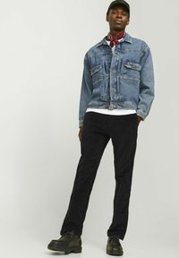 Jack & Jones RELAXED FIT  - Pantalon classique - black
