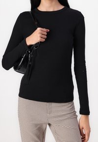 GAP Langarmshirt - black
