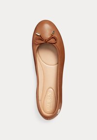 Lauren Ralph Lauren JAYNA LEATHER FLAT - Ballerine - deep saddle tan