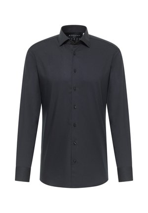 Sort langærmet skjorte lavet af glat stof. Har en klassisk krave, knaplukning foran og knapmanchetter. Minimalistisk design.