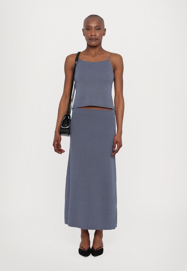 ROZ - A-line skirt - grisaille4