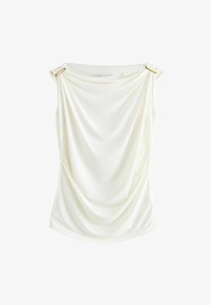 Haut drapé blanc en tissu doux, avec des accents en métal doré aux épaules. Texture lisse et design ajusté.