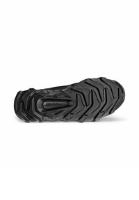 Suola di scarpa da trekking nera con scanalature profonde e angolate e una sezione liscia con un logo di marca. Materiale in gomma resistente per una buona aderenza.