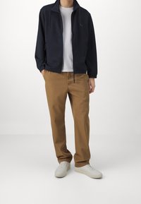 Emporio Armani Mikina na zip - dark blue