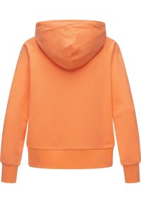 Oranžová mikina s kapucňou, s tkaničkou, rebrovanými manžetami a lemom, hladkým povrchom a bez viditeľných log alebo vzorov na zadnej strane.