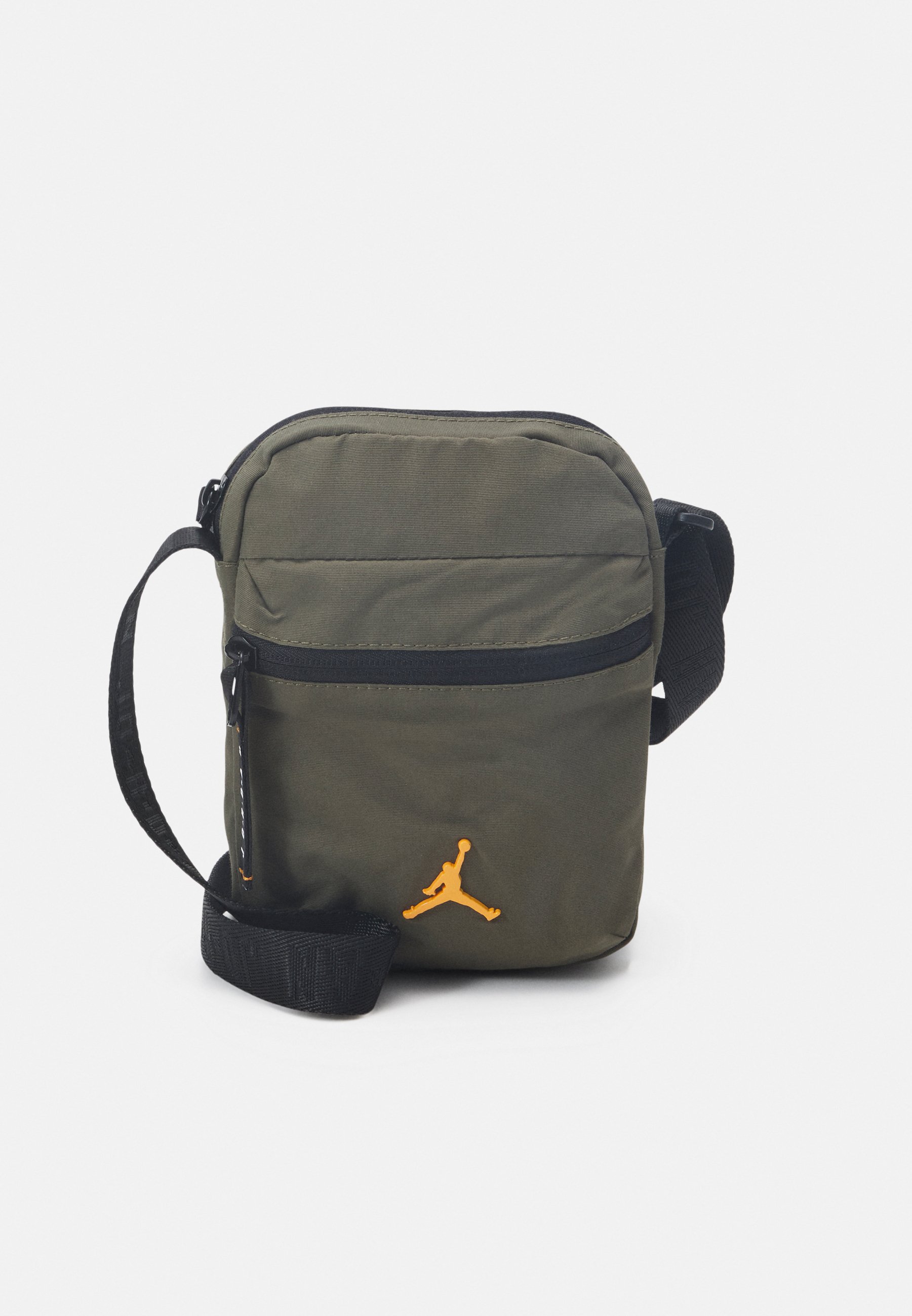 nike jordan jumpman airborne crossbody bag in black
