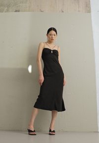 DESIGNERS REMIX VALERIE MIDI TIE DRESS - Koktailové šaty/večierkové šaty - black