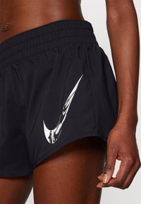 Nike Performance ONE - Pantalón corto de deporte - black/white