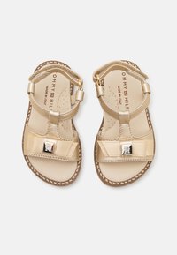 Tommy Hilfiger RIBA - Sandali - platinum