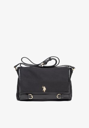 Sac en nylon noir en bandoulière avec un accent logo doré, présentant un design plat, une bandoulière ajustable et des détails en métal arrondis.